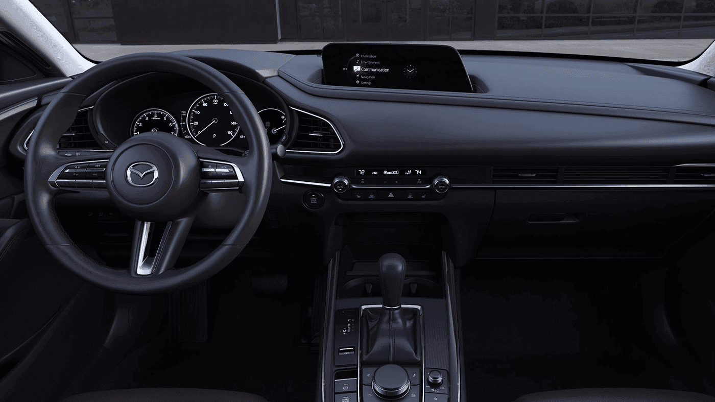 Vue intérieur de la Mazda cx-30 et du tableau de bord